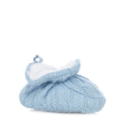 Baby boys' light blue knitted booties